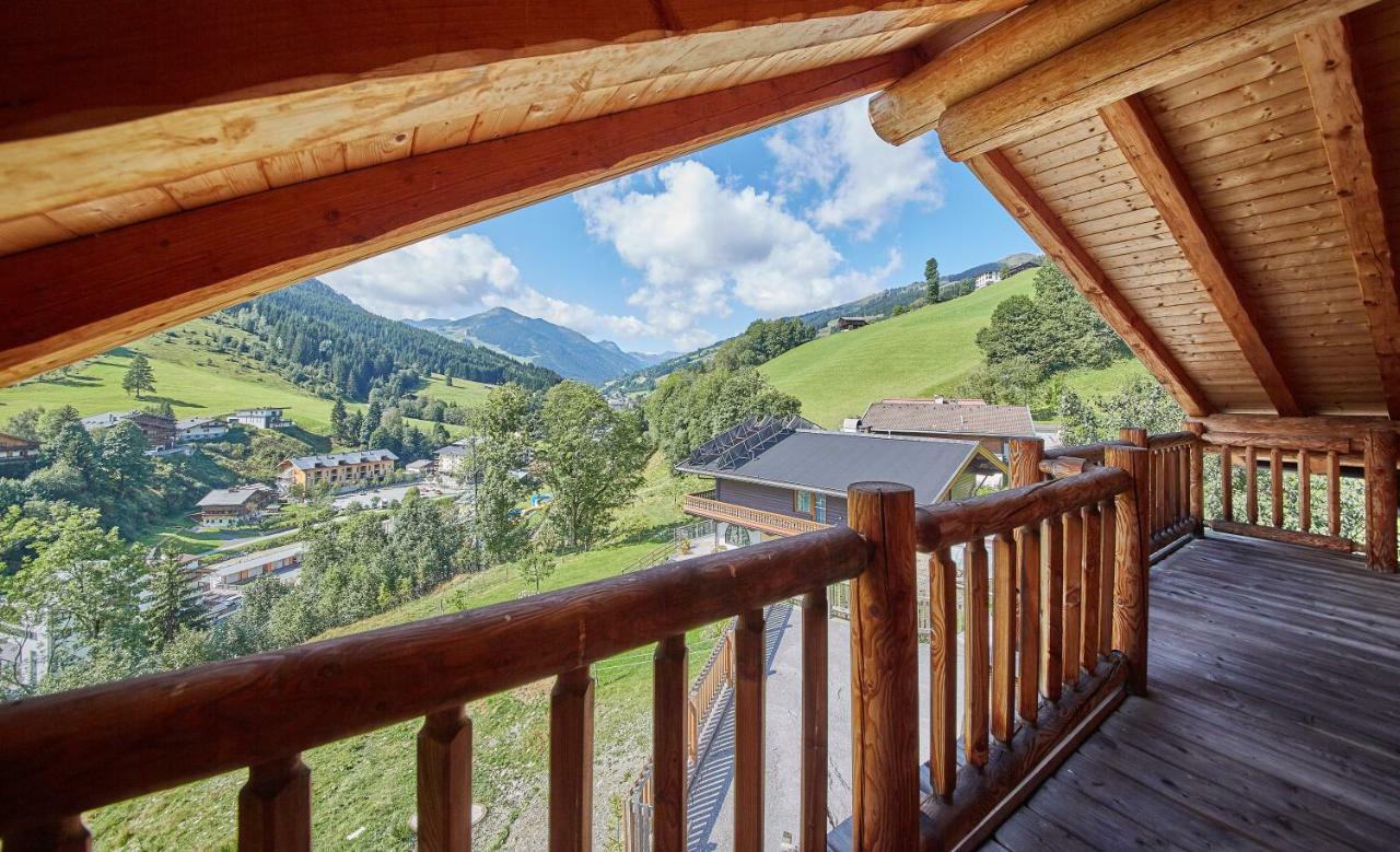 Chalets Blockhaus Saalbach By Holidayflats24 Saalbach-Hinterglemm Exterior photo