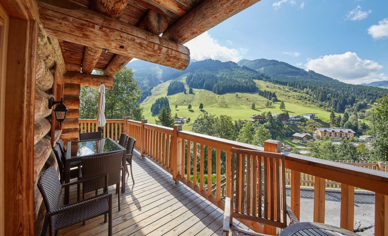 Chalets Blockhaus Saalbach By Holidayflats24 Saalbach-Hinterglemm Exterior photo